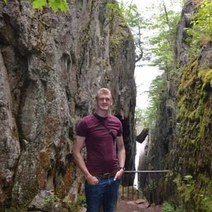 Meet your Posher, Ross